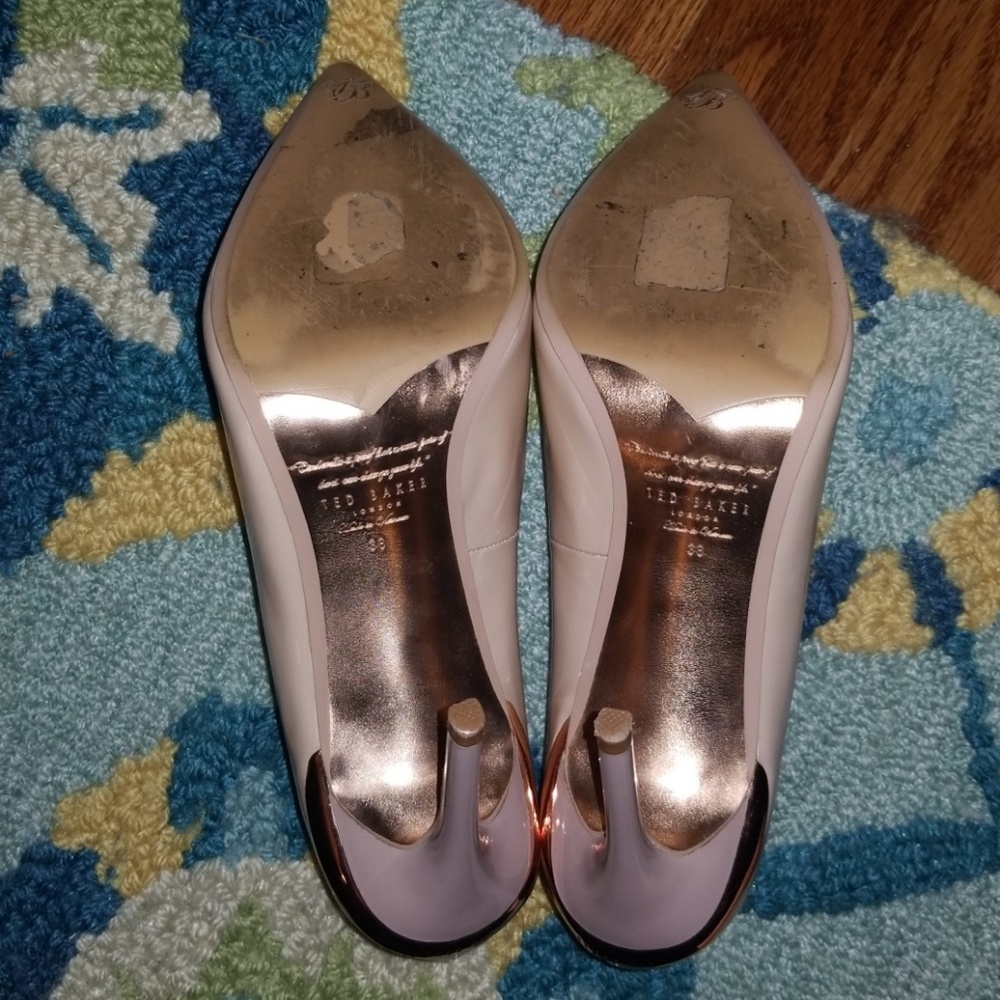 Ted Baker Kaawa Nude Patent Leather Pumps - Picture 5 of 7